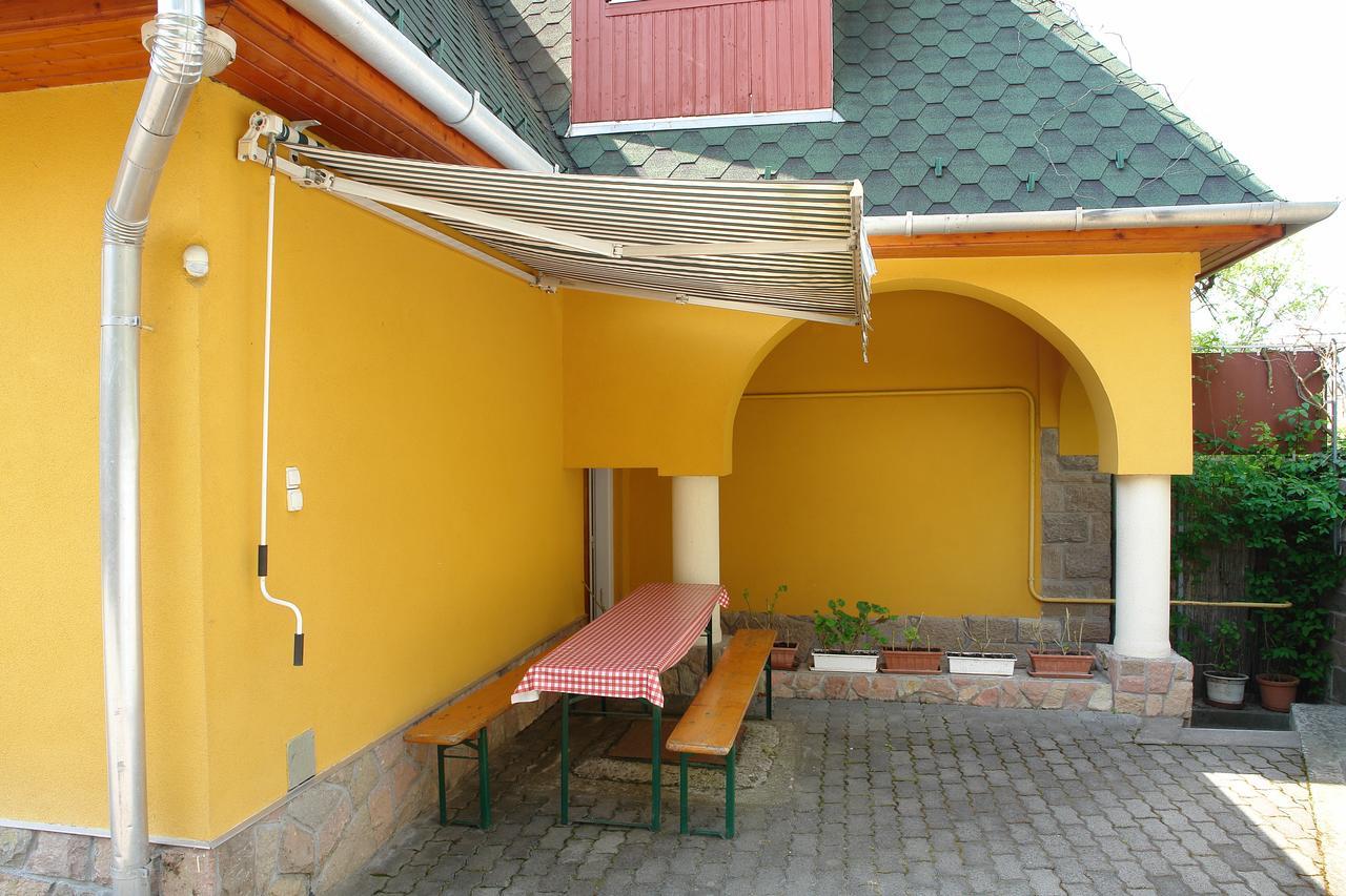 Apartamento Valentína Apartmanház Bogács Exterior foto