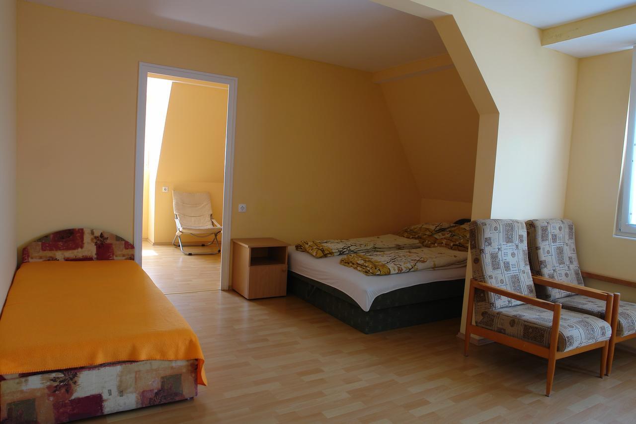 Apartamento Valentína Apartmanház Bogács Exterior foto