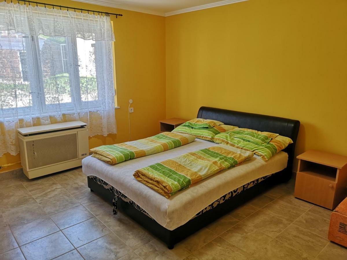 Apartamento Valentína Apartmanház Bogács Exterior foto